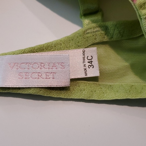 Victoria Secret Bra 34C - Picture 3 of 3